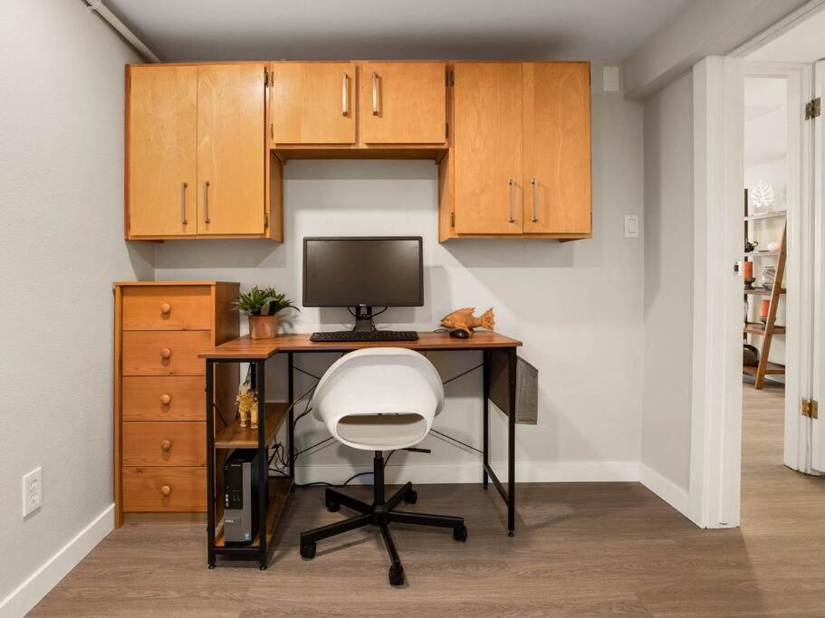 Elegant Richmond Gem Nestled Up To Hawthorne Blvd. Apartment Portland Luaran gambar
